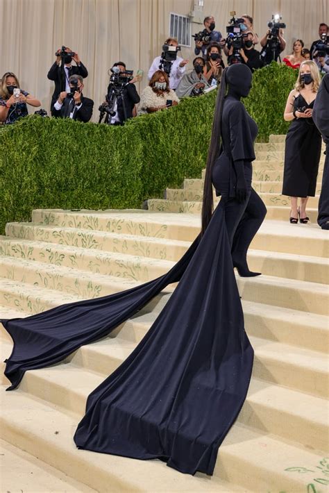 kim k met gala 2021.